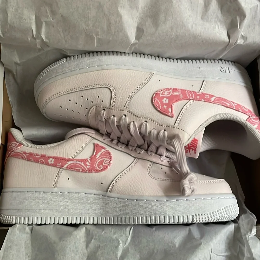 Nike pink Air Force 1 - Picture 1 of 4